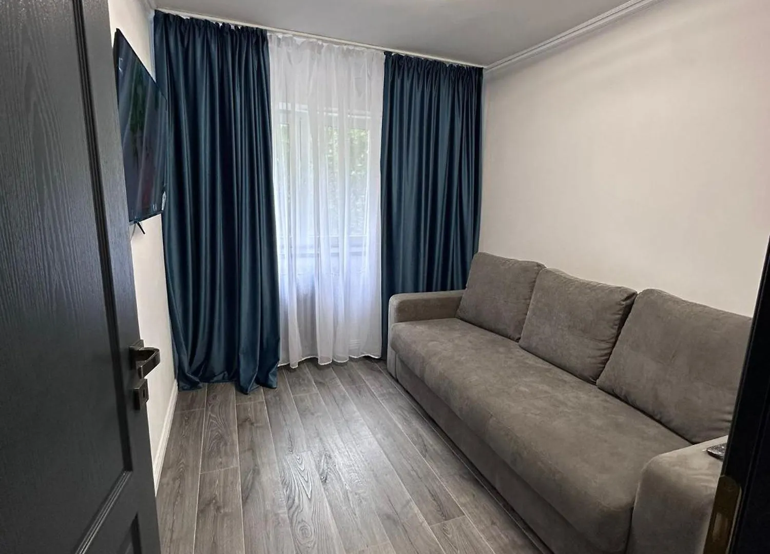 Apartament 3 Camere Trapezului Bucareste 0*,  Roménia