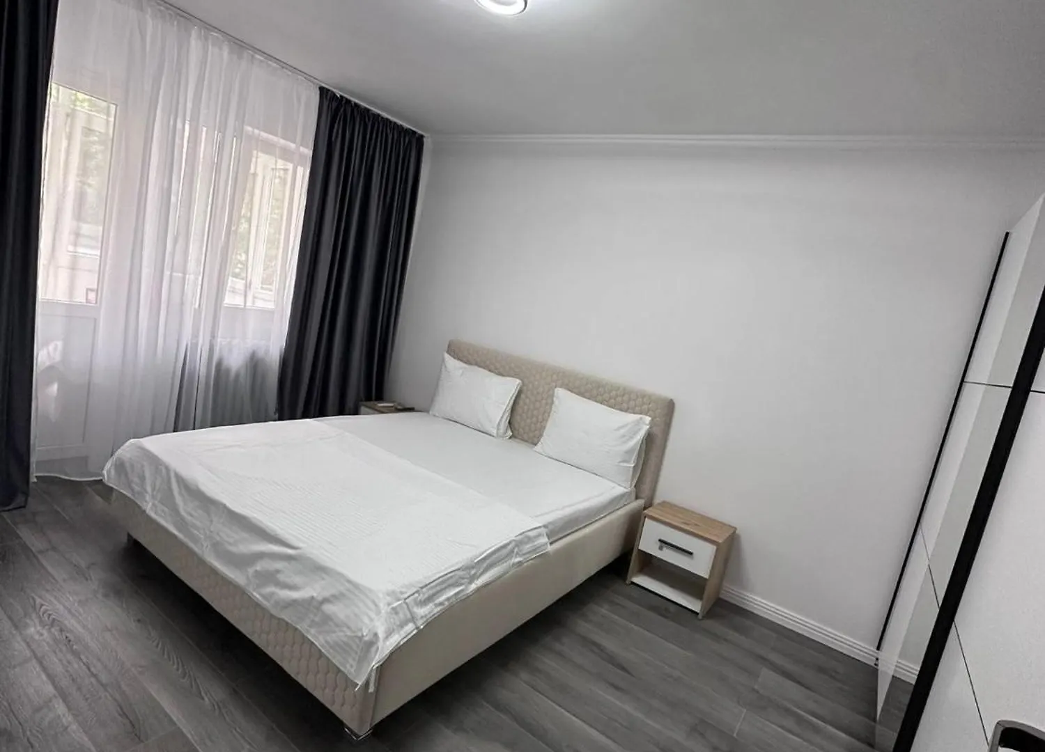 Apartament 3 Camere Trapezului Bucareste